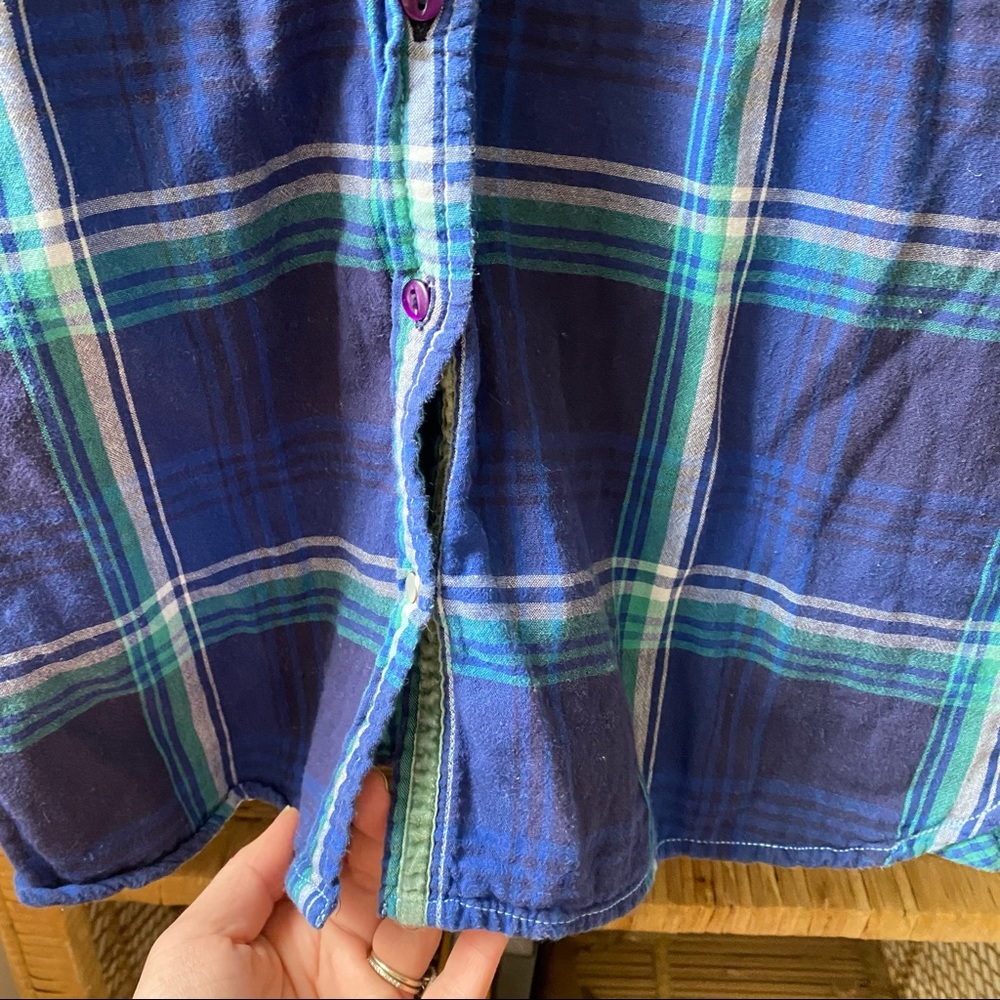 Kuhl Plaid Button Down heavier cotton  Top - Picture 4 of 8